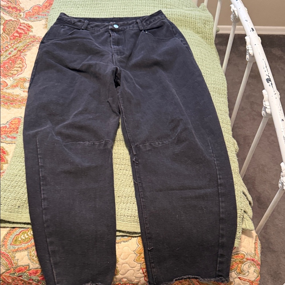 Cathy Jean High Rise Jeans - Black